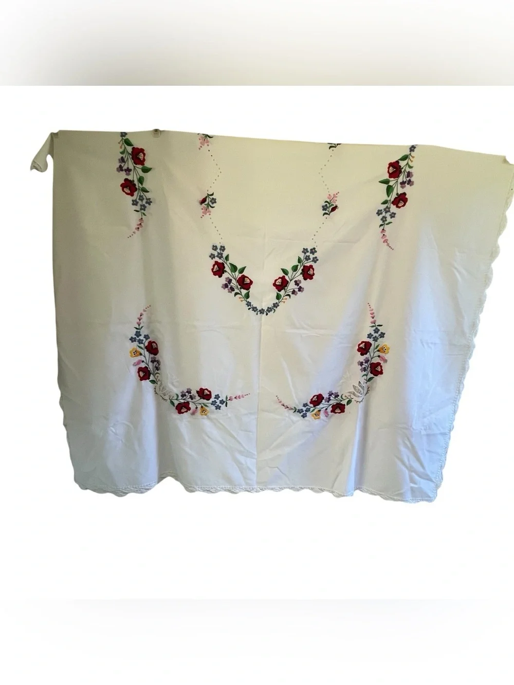Vintage Hand Embroidered Kalocsa Floral Tablecloth Lace Trim White 88 X 44